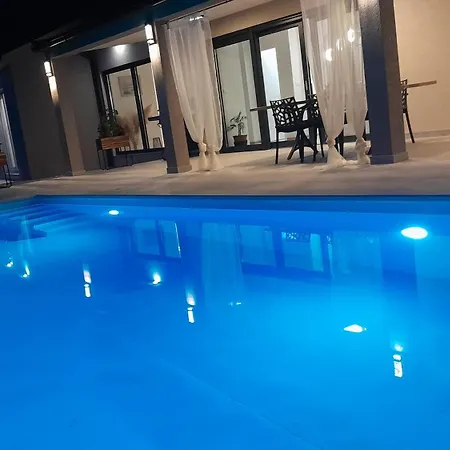 Villa Silence